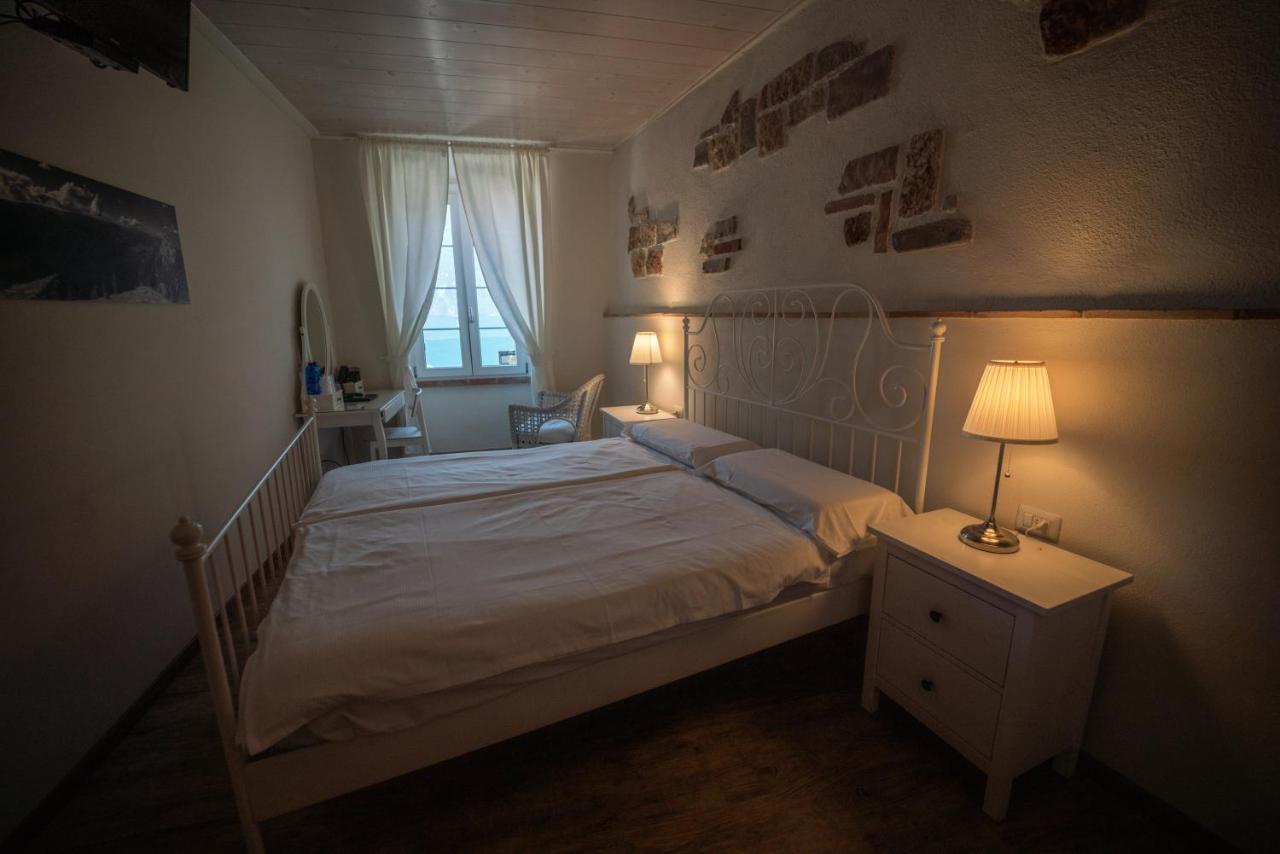 Garni Gianmartin Hotel Limone sul Garda Exterior photo