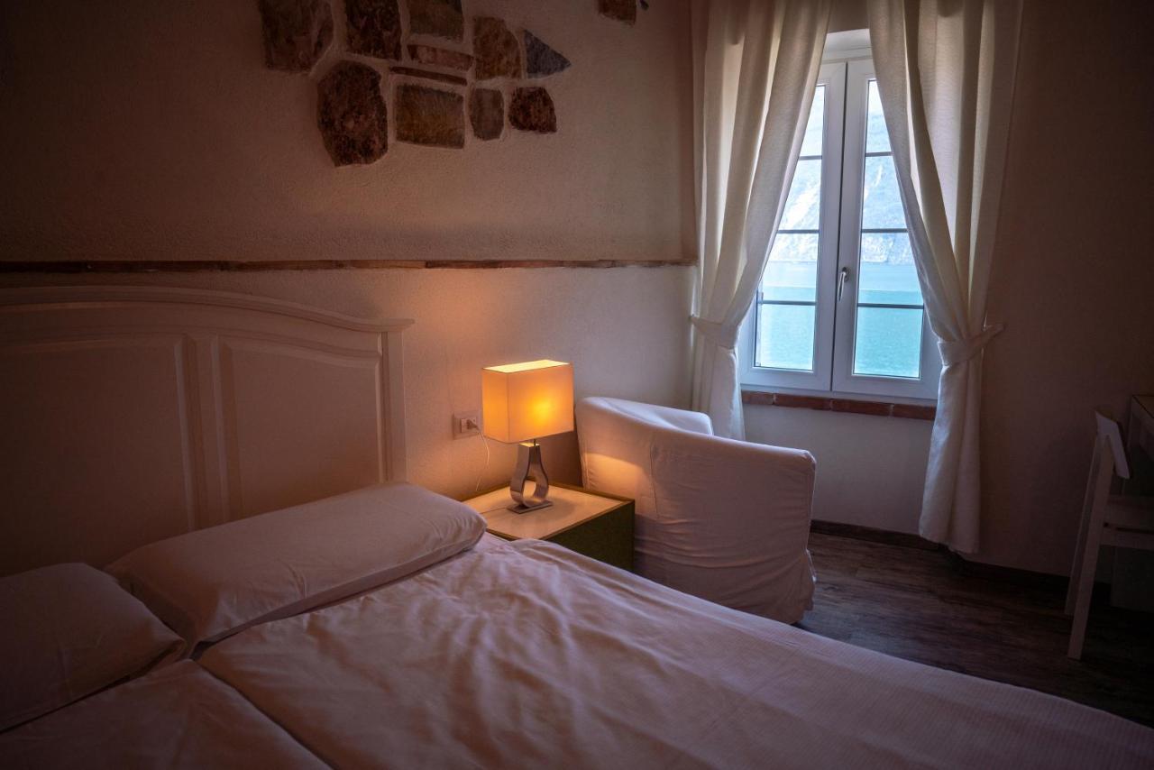 Garni Gianmartin Hotel Limone sul Garda Exterior photo