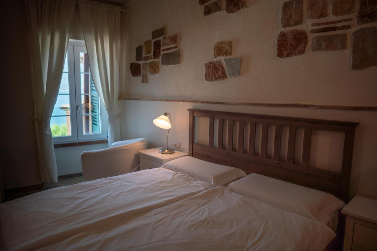Garni Gianmartin Hotel Limone sul Garda Exterior photo