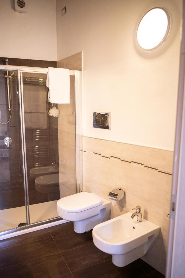 Garni Gianmartin Hotel Limone sul Garda Exterior photo